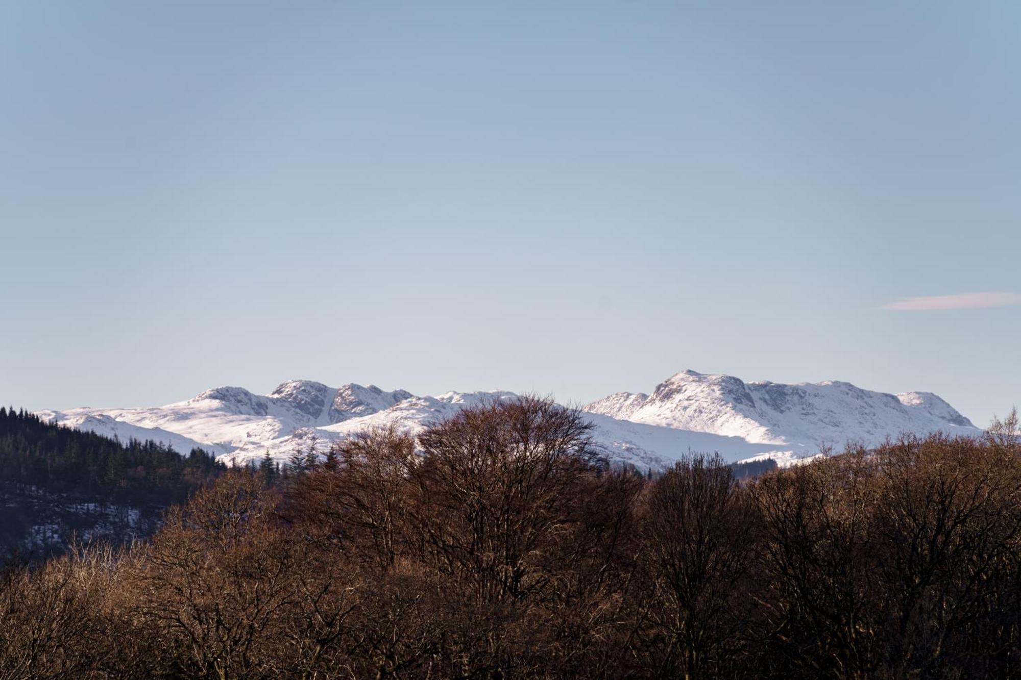 Yewbeck: Brand New, Garden Views Villa Windermere